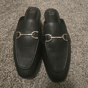 Women's black mule shoes